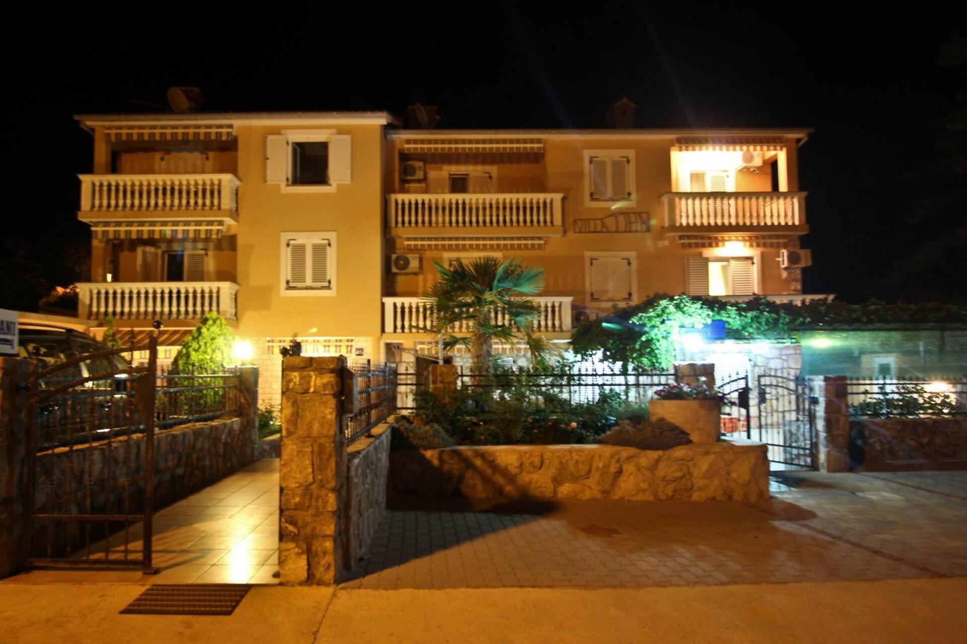 Villa Tiha Lili 실로 외부 사진